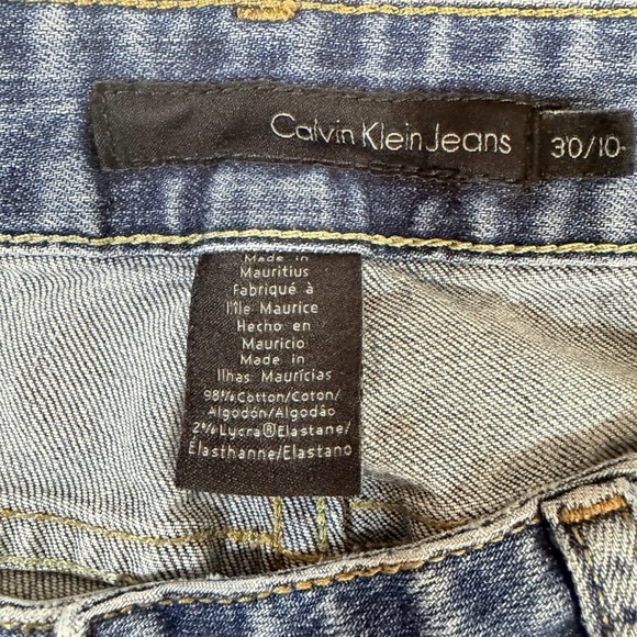 Calvin Klein Straight Leg Jeans Medium Wash SZ 30/10 - Picture 8 of 8